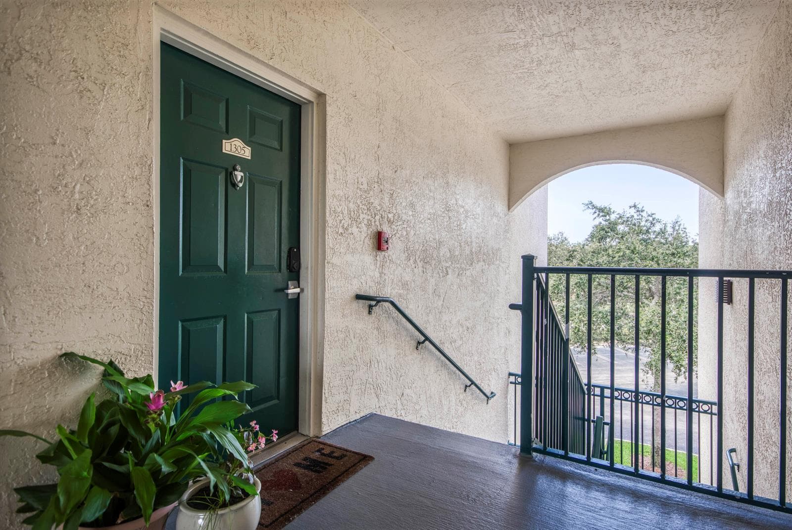 1305 Myrtlewood Circle E, Palm Beach Gardens, FL 33418 — zdjęcie 2