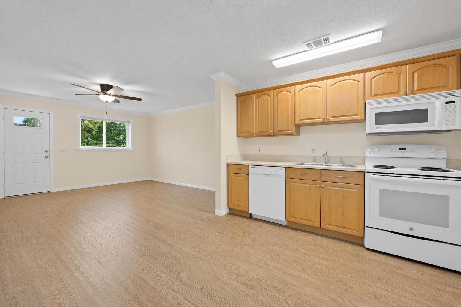 260 JENNINGS Avenue # 262, FL 33463 — zdjęcie 5