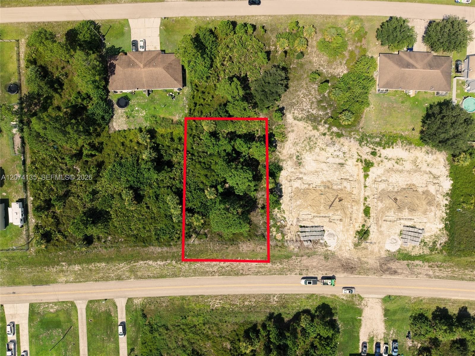 960 EISENHOWER BLVD, Lehigh Acres, FL 33974 — zdjęcie 2