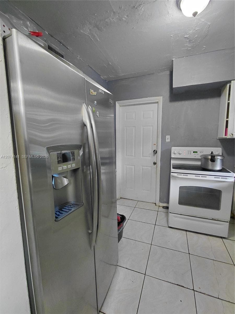 1530 NW 68th Ter, Miami, FL 33147 — zdjęcie 3