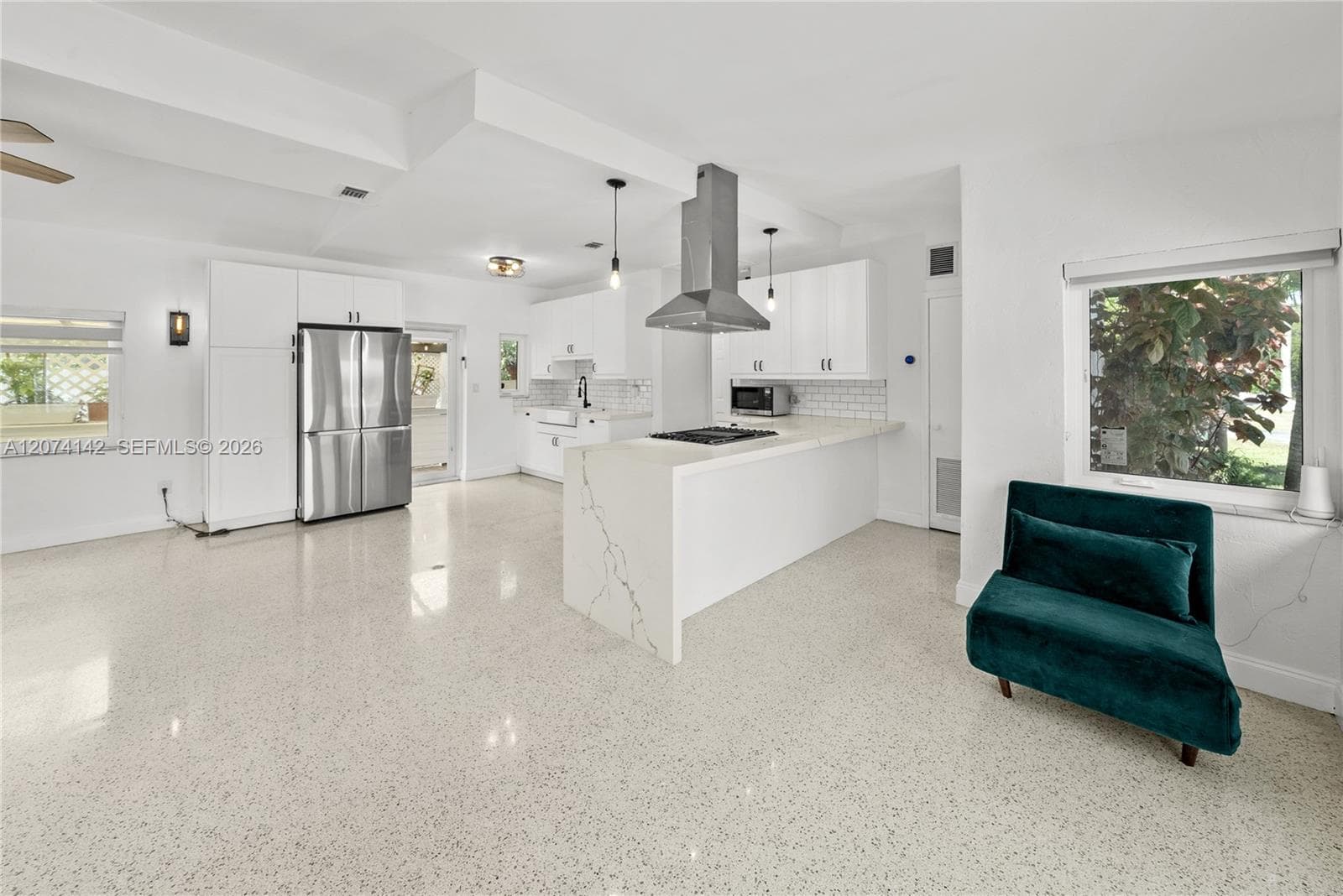 3130 SW 27th Ter, Miami, FL 33133 — zdjęcie 3