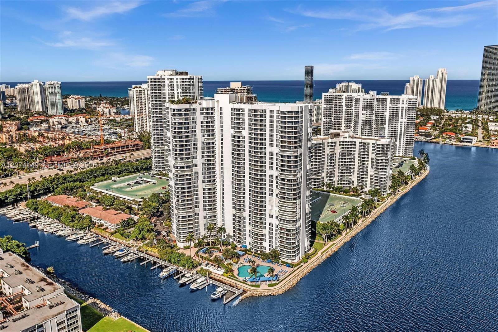 3530 Mystic Pointe Dr # 411, Aventura, FL 33180 — zdjęcie 2