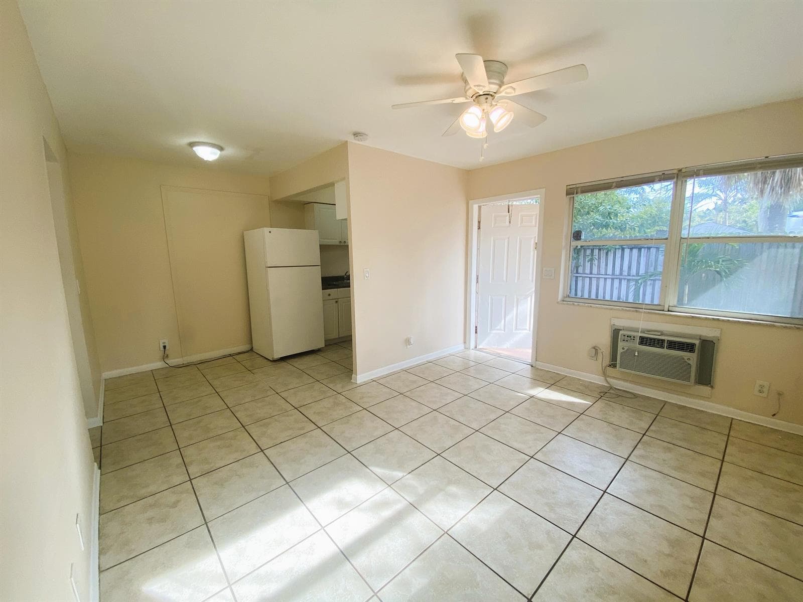 1217 S N Street # 4, FL 33460