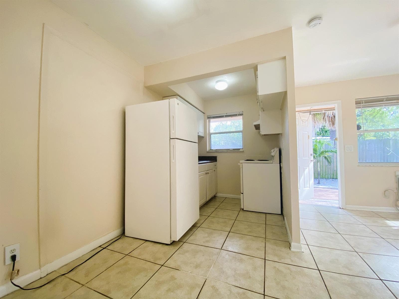 1217 S N Street # 4, FL 33460 — zdjęcie 4