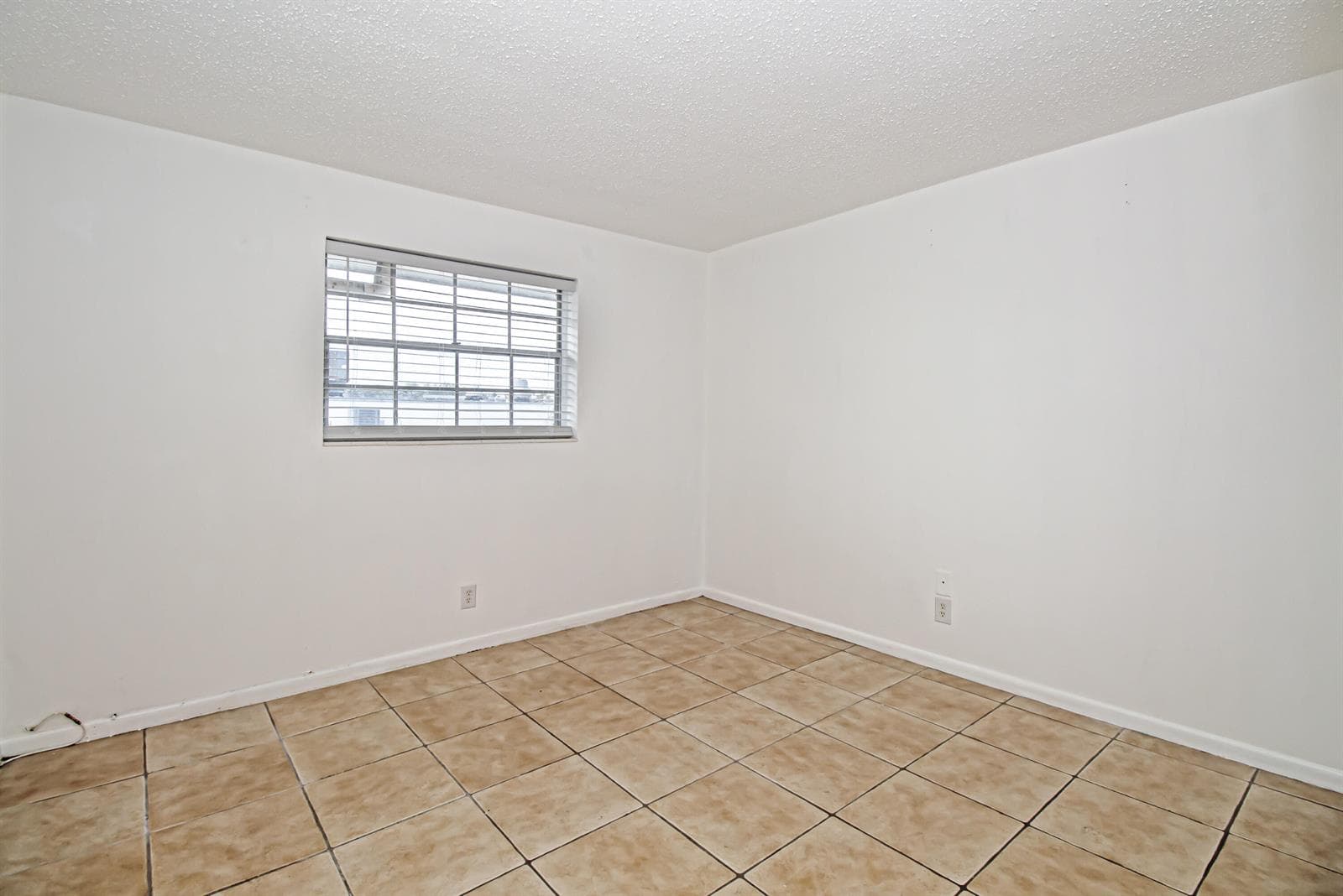 402 Lake Shore Drive, West Palm Beach, FL 33403 — zdjęcie 4