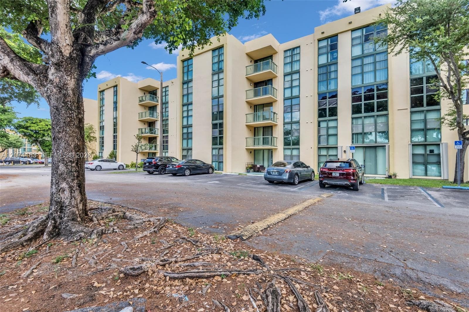11780 SW 18th St # 226-2, Miami, FL 33175 — zdjęcie 2