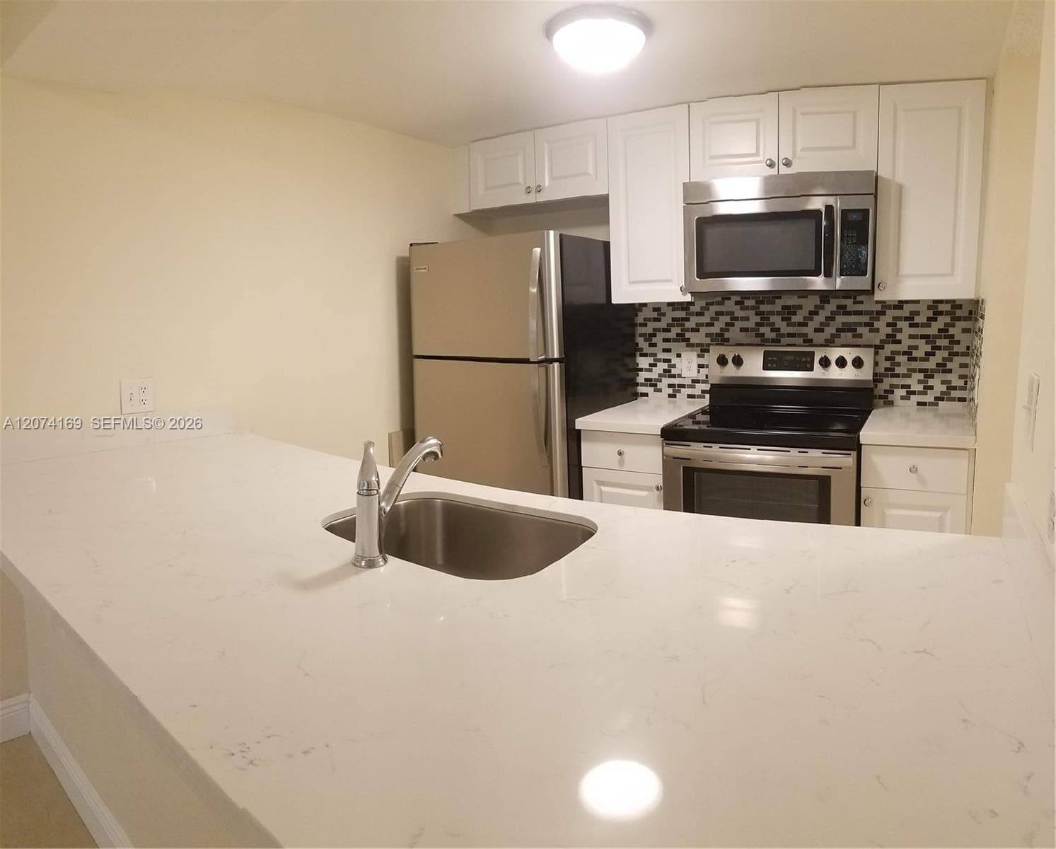 8100 Geneva Ct # 438, Doral, FL 33166 — zdjęcie 2