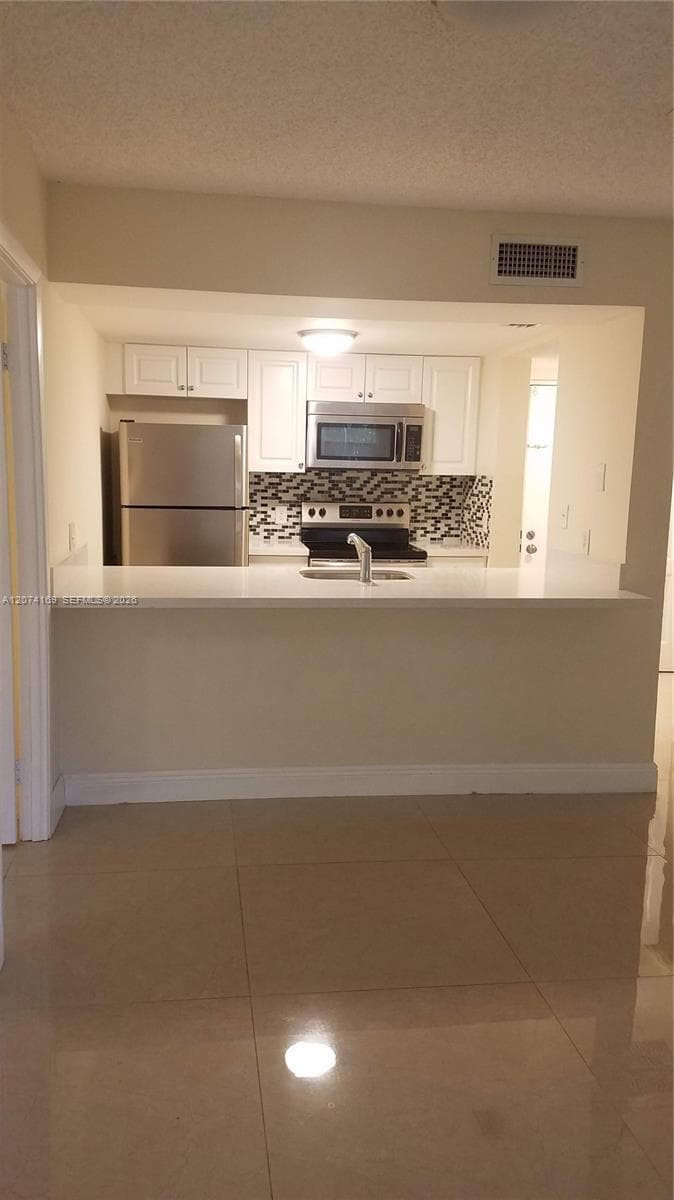 8100 Geneva Ct # 438, Doral, FL 33166 — zdjęcie 3