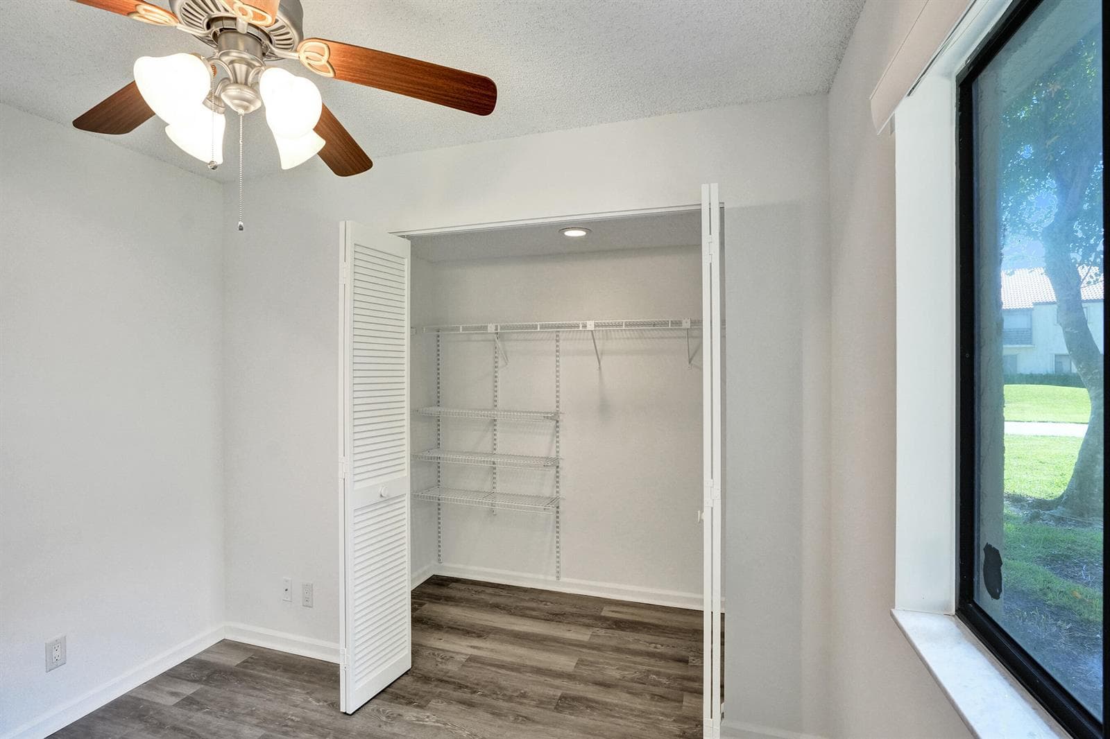 12 VIA DE CASAS SUR # 101, Boynton Beach, FL 33426 — zdjęcie 5