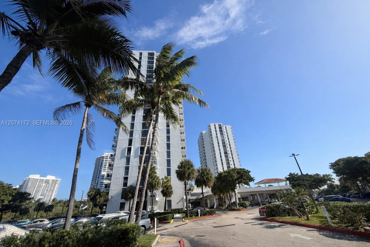 20505 E Country Club Dr # 1037, Aventura, FL 33180 — zdjęcie 2