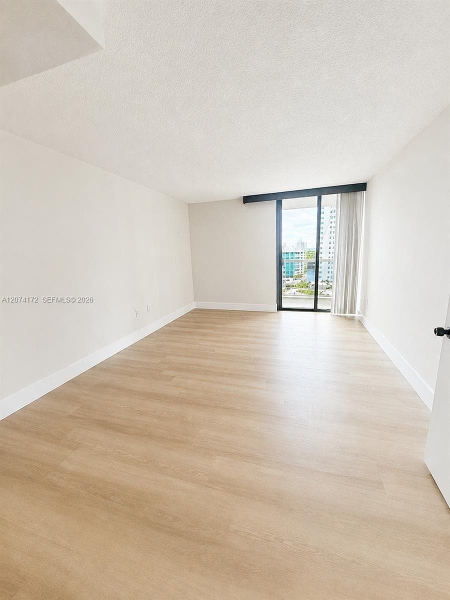 20505 E Country Club Dr # 1037, Aventura, FL 33180 — zdjęcie 4