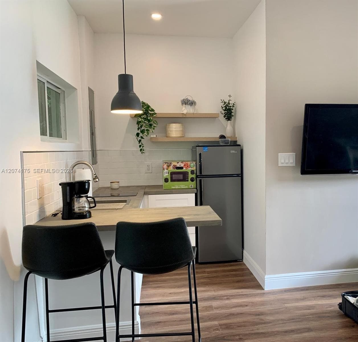 14921 N Spur Dr # 1, Miami, FL 33161 — zdjęcie 4