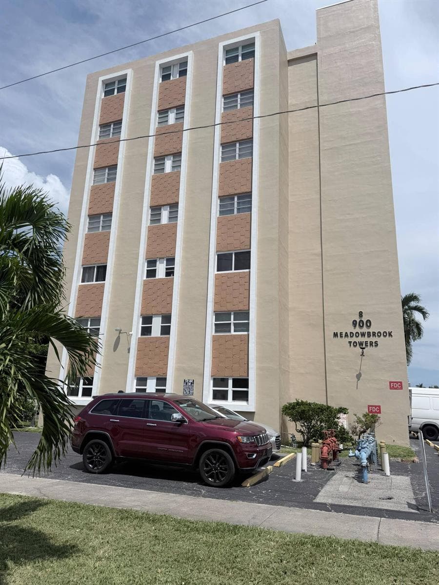 900 NE 12th Avenue # 708, Hallandale Beach, FL 33009 — zdjęcie 2