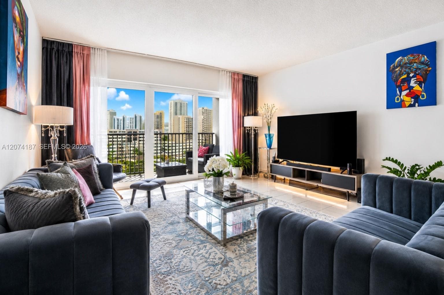 300 Bayview Dr # 807, Sunny Isles Beach, FL 33160 — zdjęcie 3