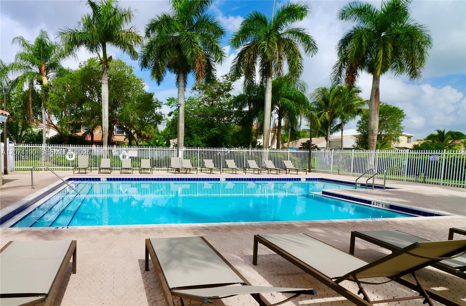 15726 NW 16th Ct # 15726, Pembroke Pines, FL 33028 — zdjęcie 3