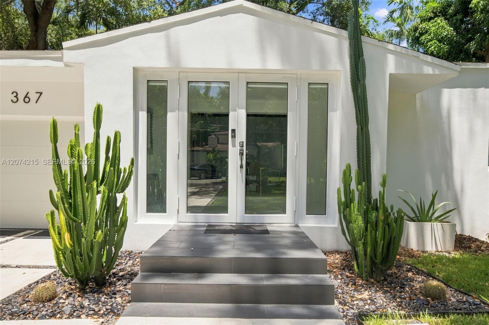 367 NE 86th St, El Portal, FL 33138 — zdjęcie 3