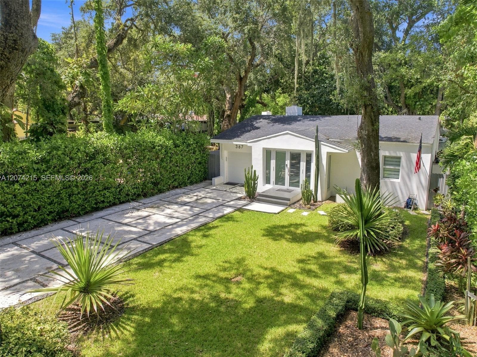367 NE 86th St, El Portal, FL 33138