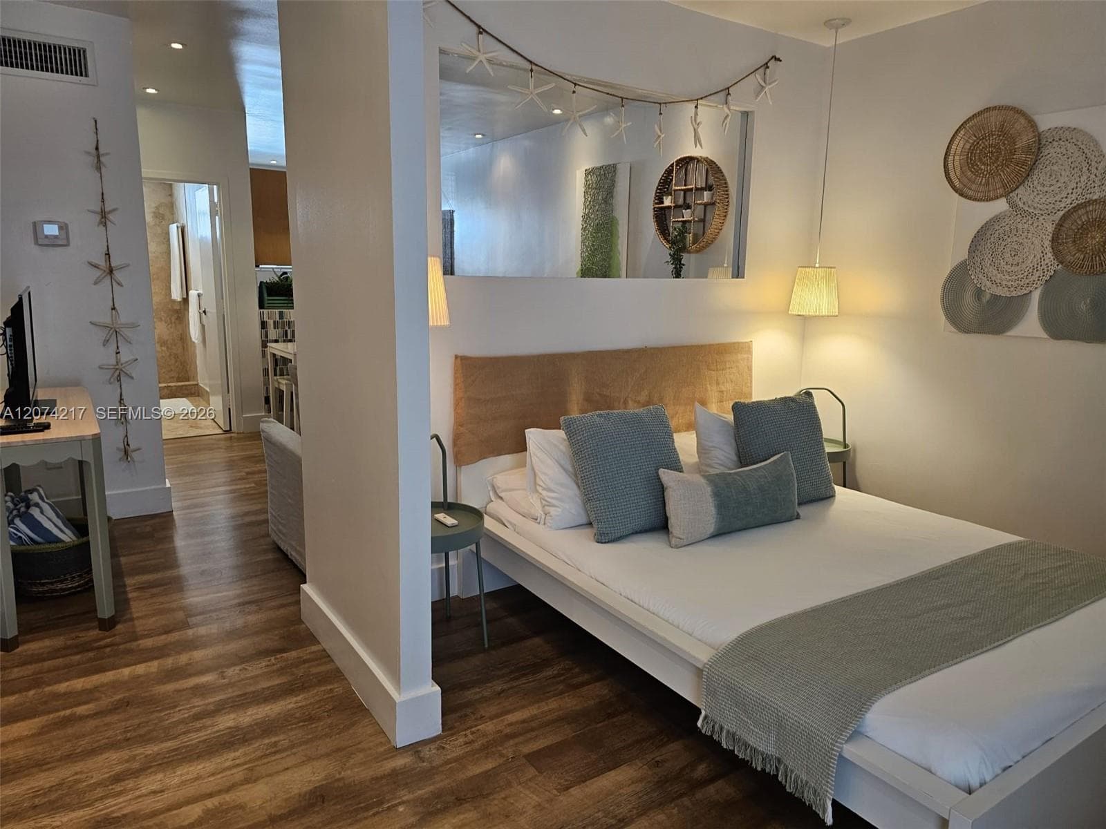 751 Collins Ave # 3, Miami Beach, FL 33139