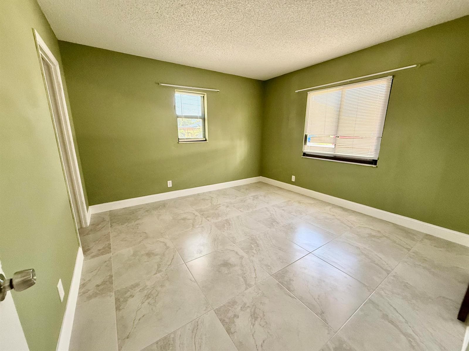 1691 W 26th Street # 1, Riviera Beach, FL 33404 — zdjęcie 4