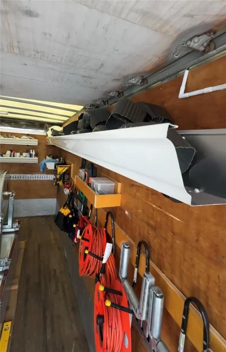 INSTALLER/KITCHEN/DOORS/GUTTER BUSINESS, Miami FL 33186 — zdjęcie 4