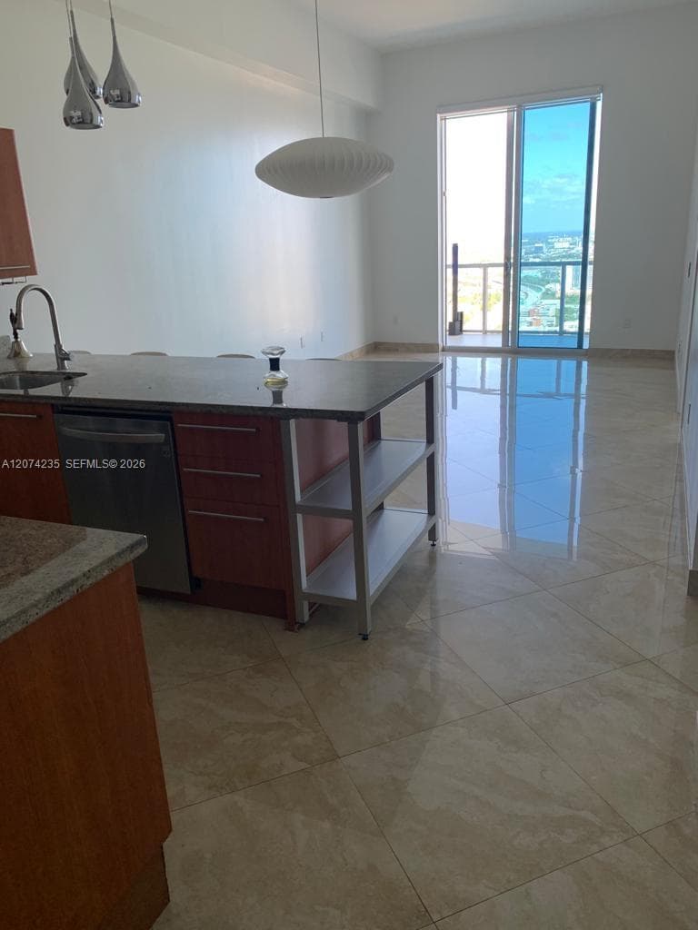 185 SW 7th St # 4303, Miami, FL 33130 — zdjęcie 4