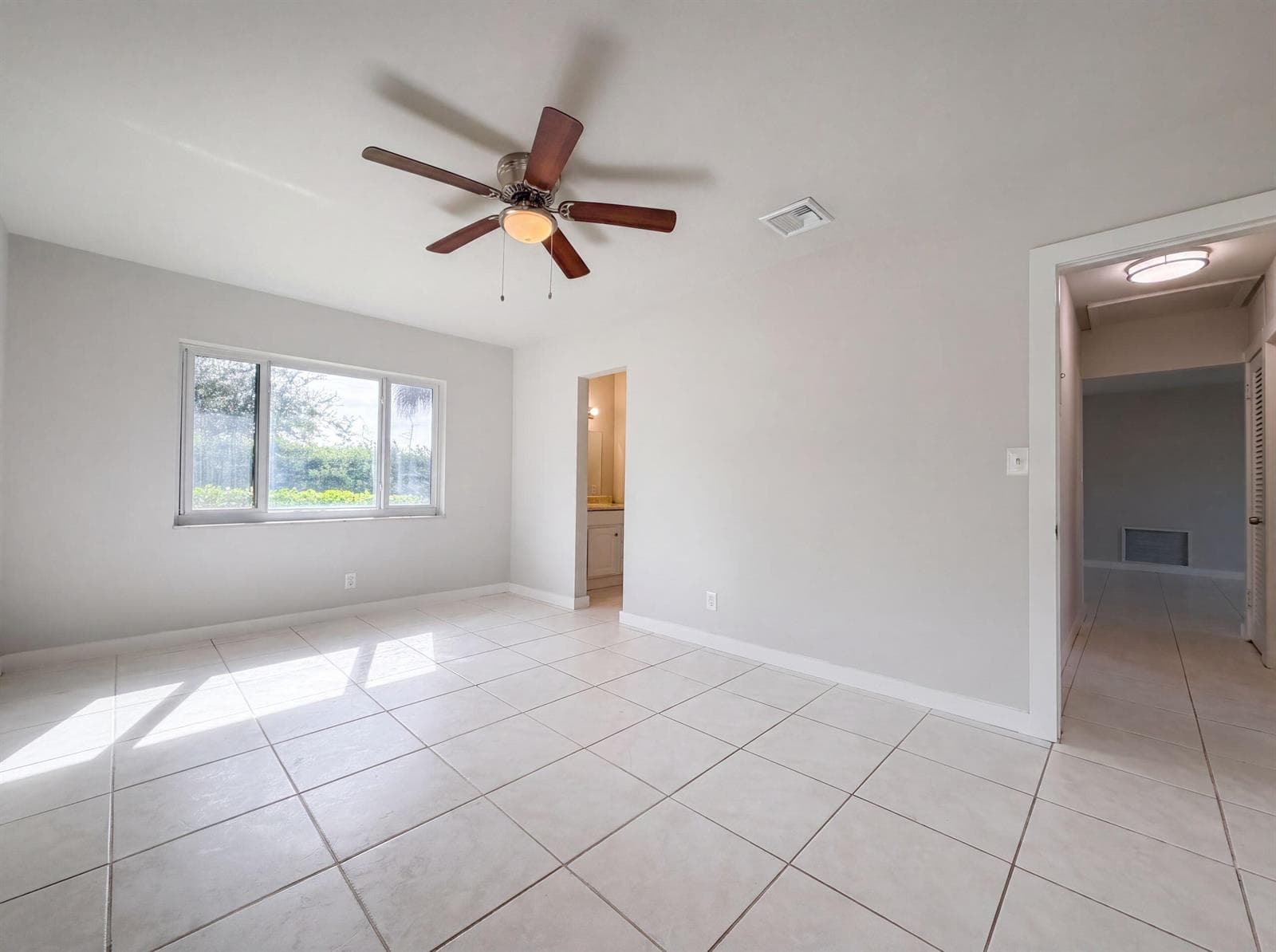 4360 12th, Deerfield Beach, FL 33064 — zdjęcie 4