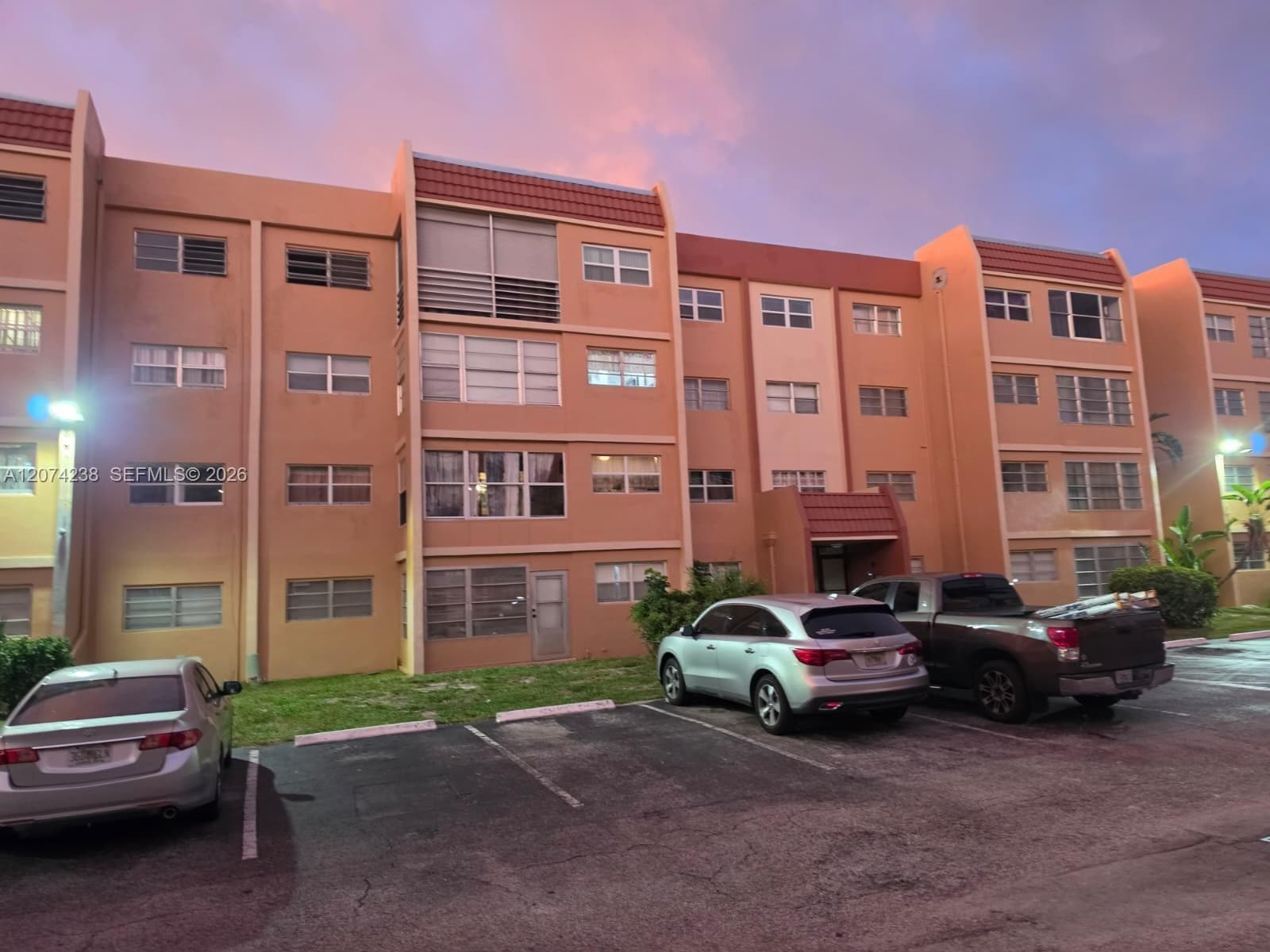 2451 NW 41st Ave # 108, Lauderhill, FL 33313