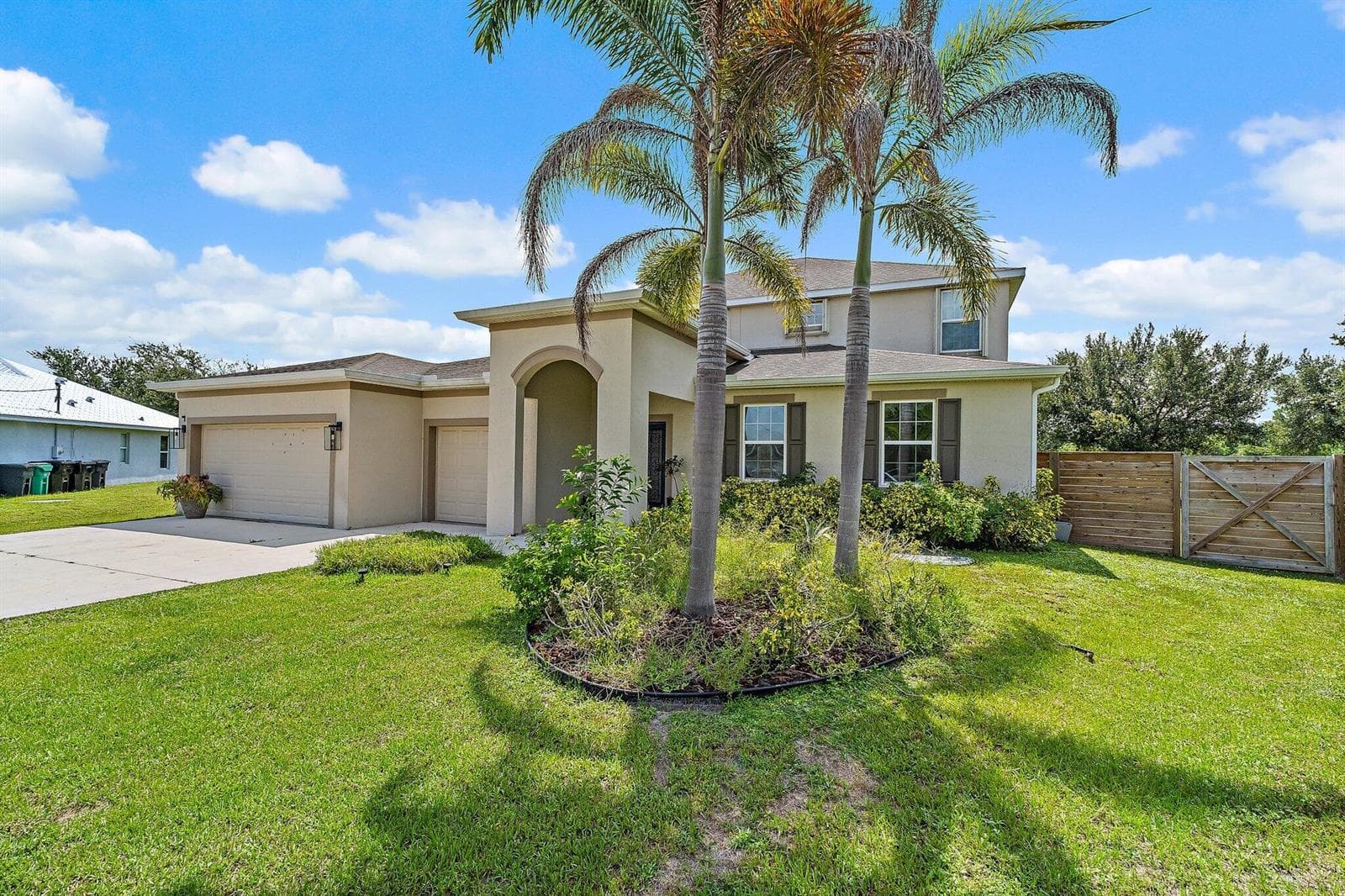 5648 NW LORNA Court, Port St. Lucie, FL 34986 — zdjęcie 3