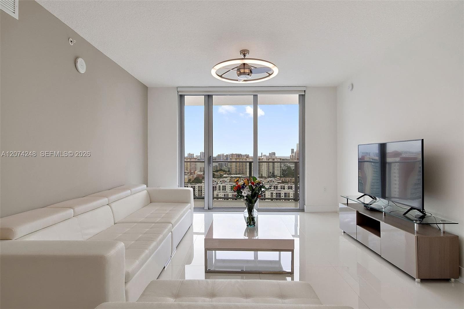 300 Sunny Isles Boulevard # 2403, Sunny Isles Beach, FL 33160 — zdjęcie 4