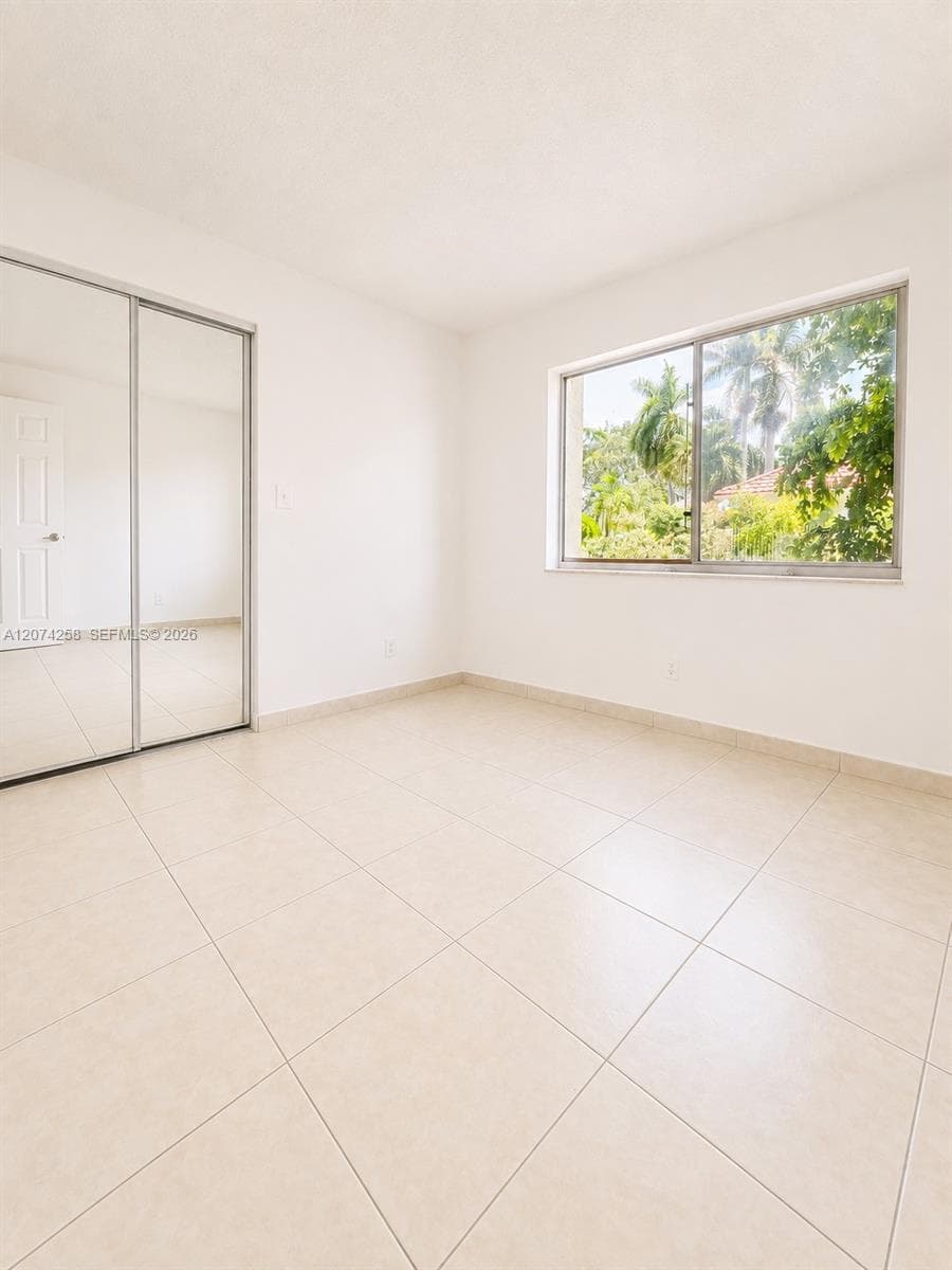 724 NE 4th St # 3, Hallandale Beach, FL 33009 — zdjęcie 5