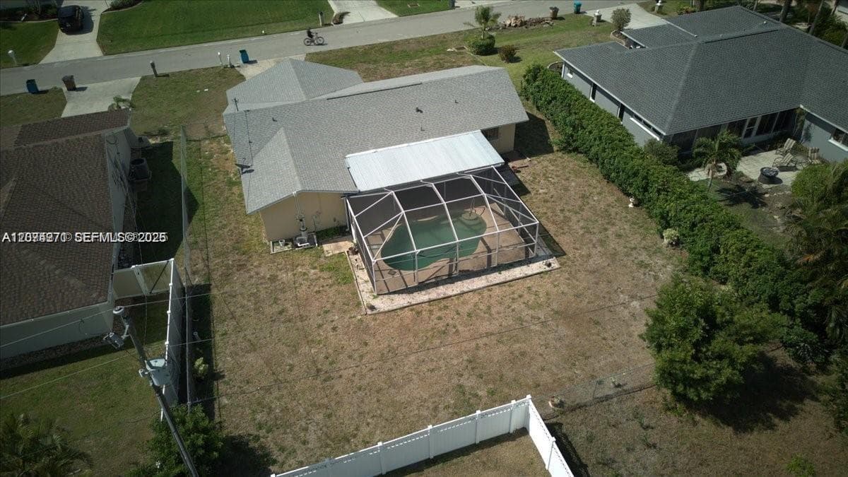 915 SE 20th ST, Cape Coral, FL 33990