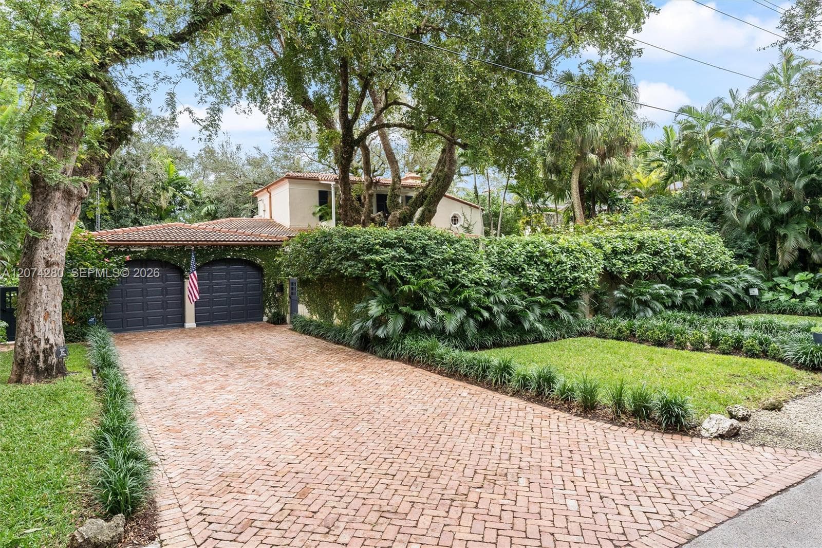 3919 Braganza Ave, Miami, FL 33133 — zdjęcie 2