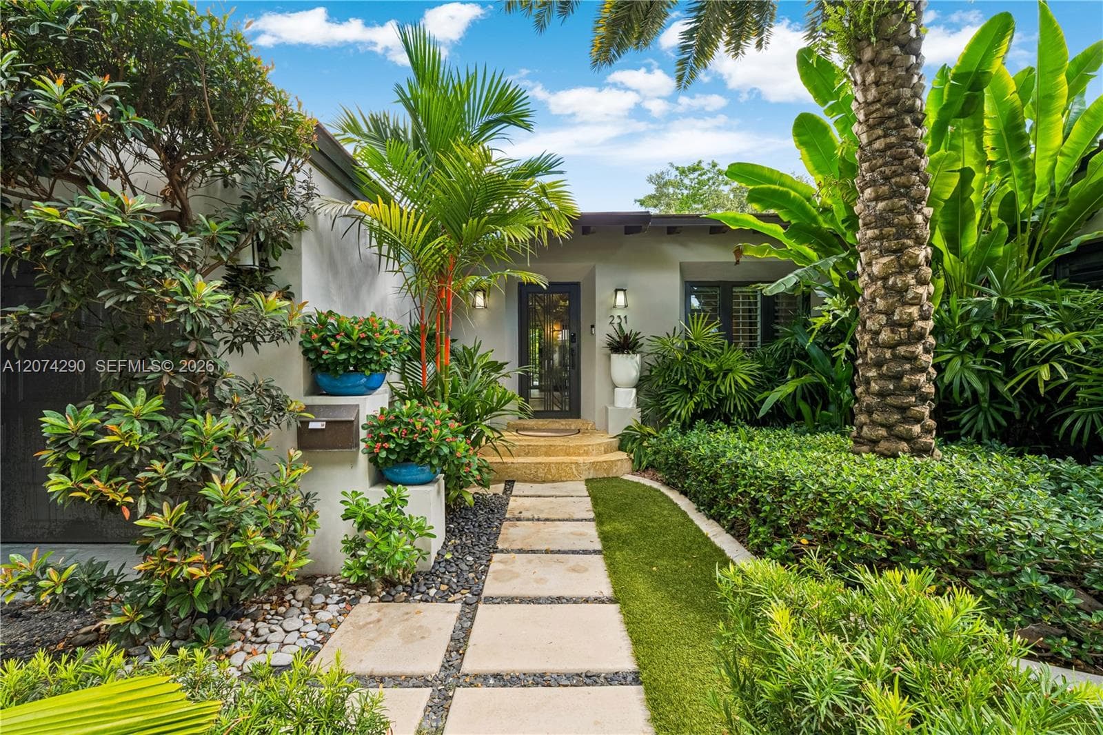 231 Fluvia Ave # -, Coral Gables, FL 33134 — zdjęcie 2