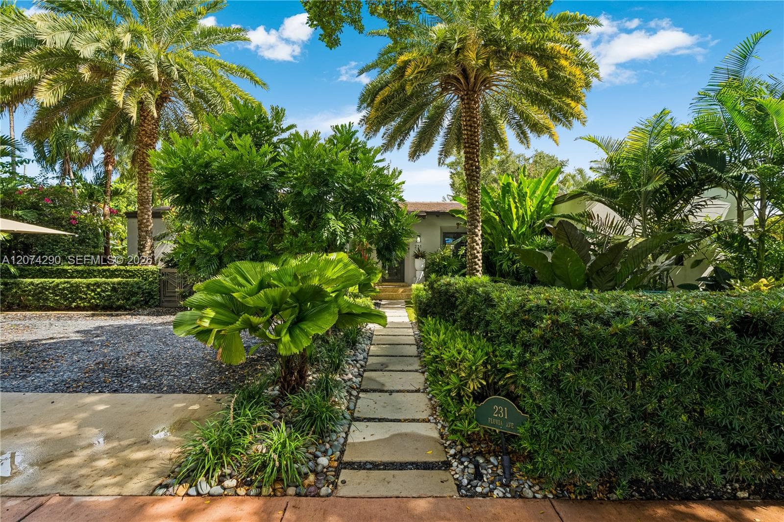231 Fluvia Ave # -, Coral Gables, FL 33134 — zdjęcie 4