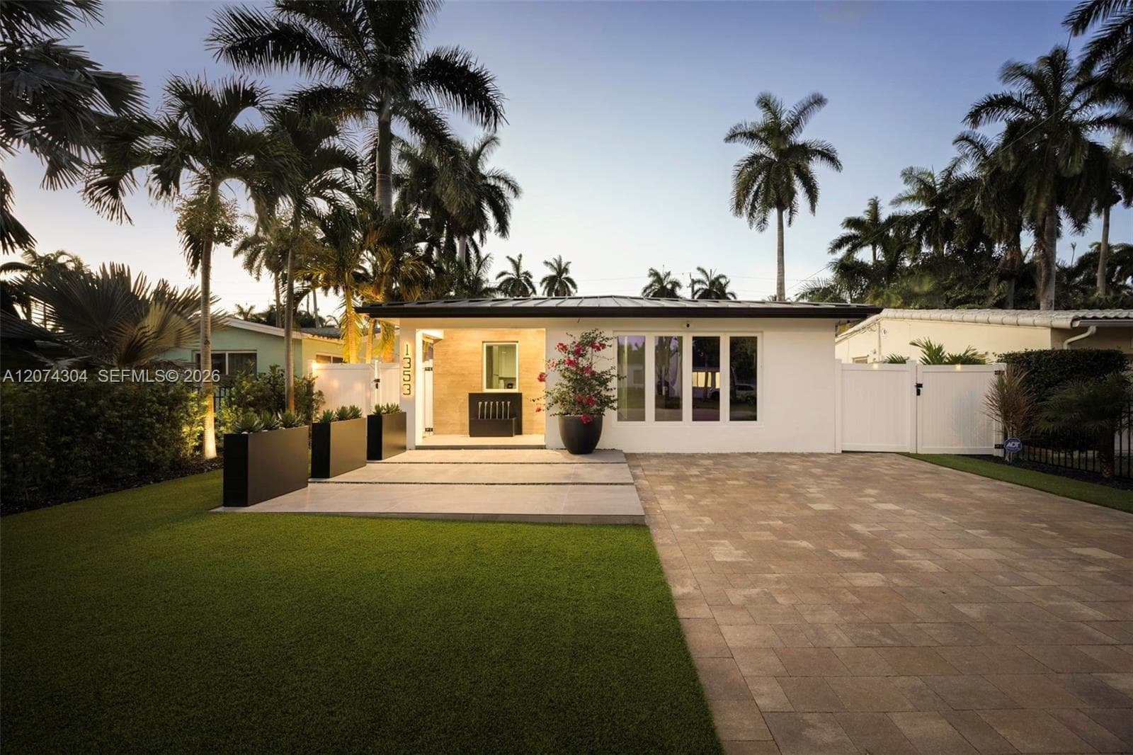1353 Van Buren St, Hollywood, FL 33019