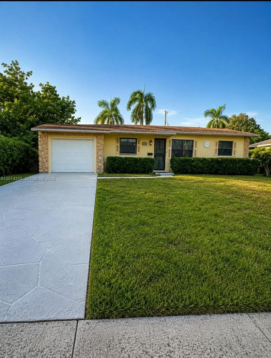 539 Sabal Palm Dr, Lake Park, FL 33403 — zdjęcie 2