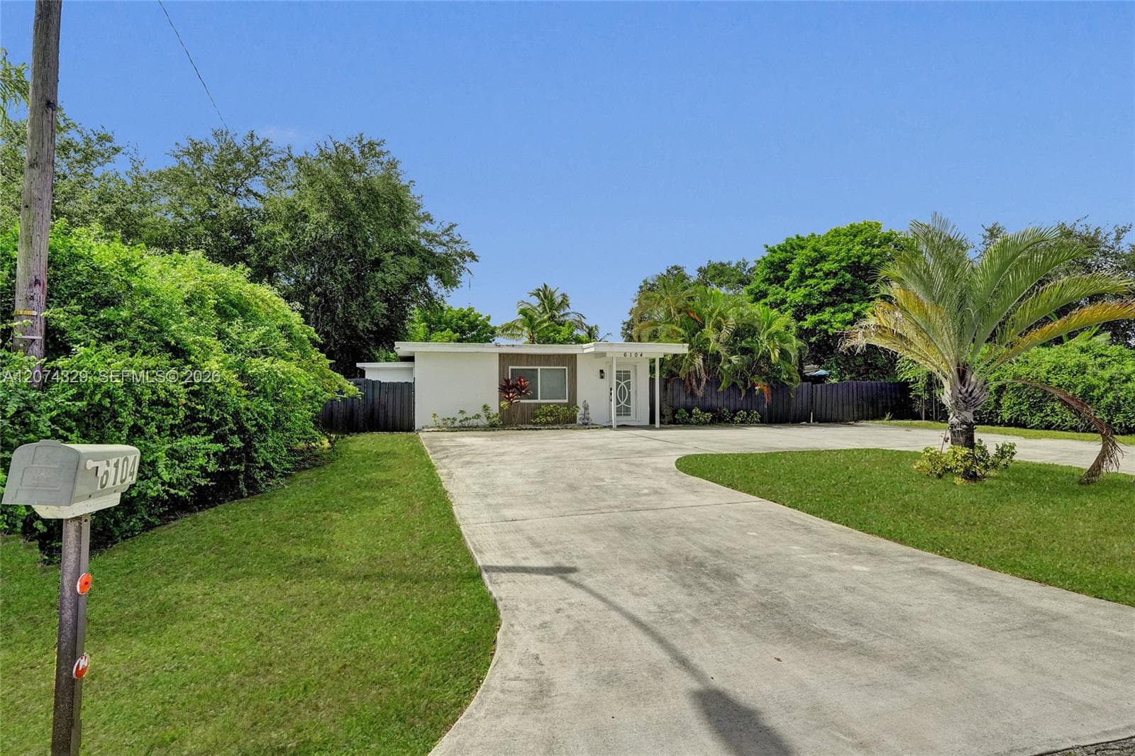 6104 SW 33rd St, Miramar, FL 33023 — zdjęcie 2
