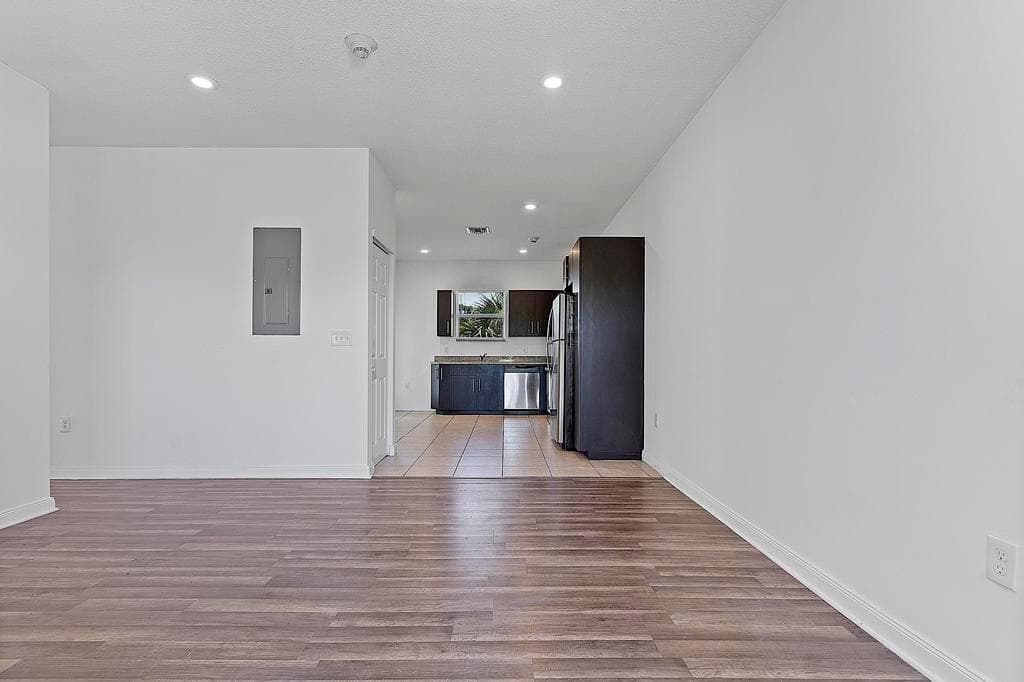 105 2nd Street # 3, Lake Park, FL 33403 — zdjęcie 4