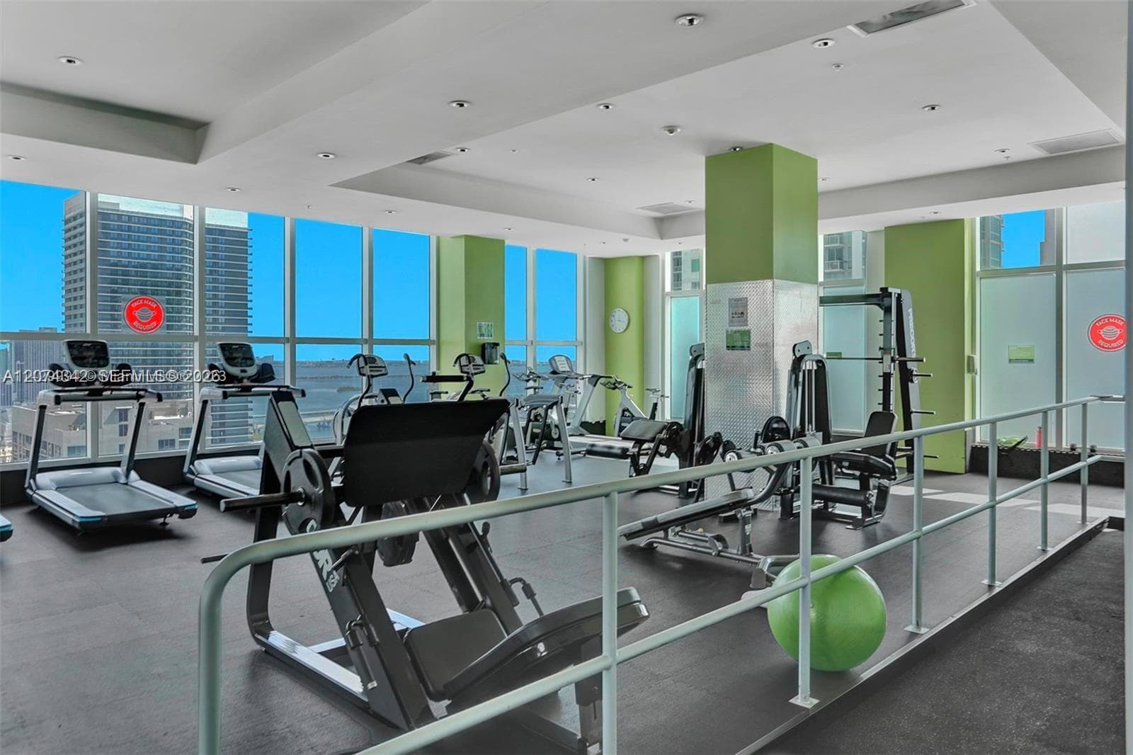 133 NE 2nd Ave # 2419, Miami, FL 33132 — zdjęcie 4