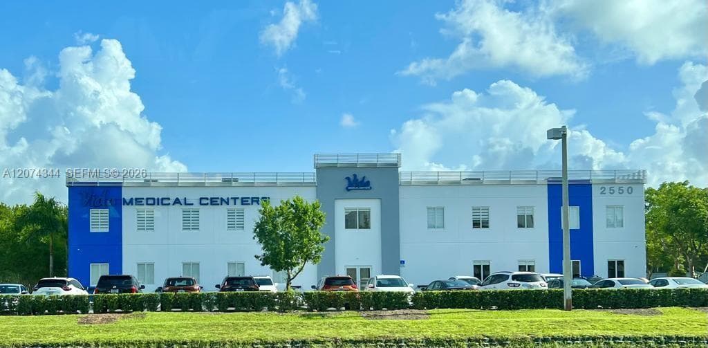 2550 NW 100th Ave, Doral, FL 33172