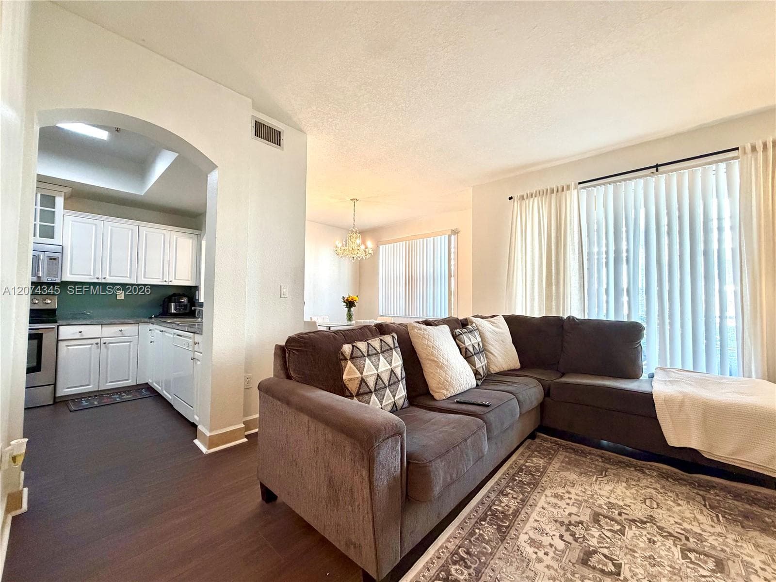 8964 W Flagler St # 107, Miami, FL 33174 — zdjęcie 3