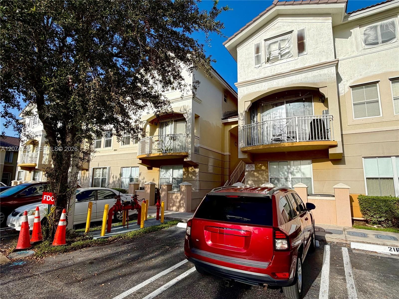 8964 W Flagler St # 107, Miami, FL 33174 — zdjęcie 5