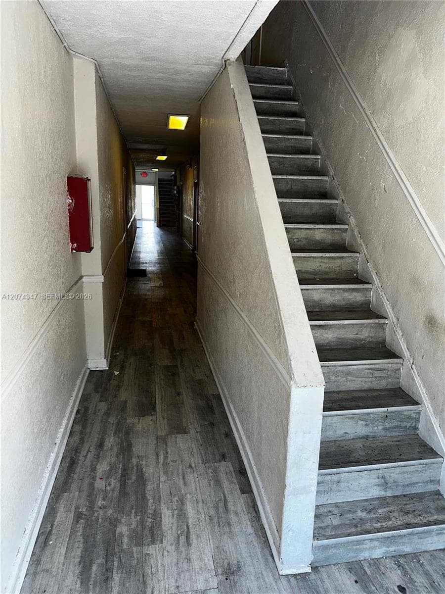 1352 SW 7th St # 5, Miami, FL 33135 — zdjęcie 5