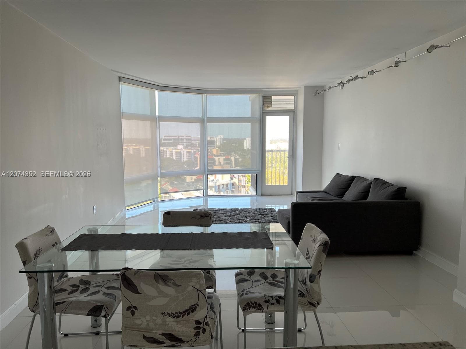 3375 N Country Club Dr # 1408, Aventura, FL 33180 — zdjęcie 3