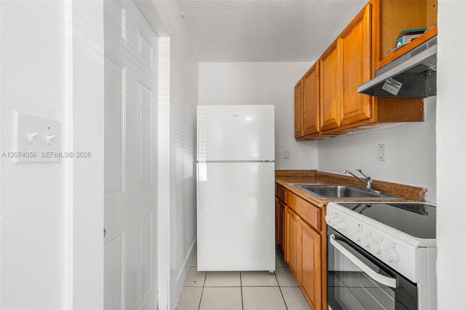1020 NW 6th Ave # 1, Fort Lauderdale, FL 33311 — zdjęcie 3