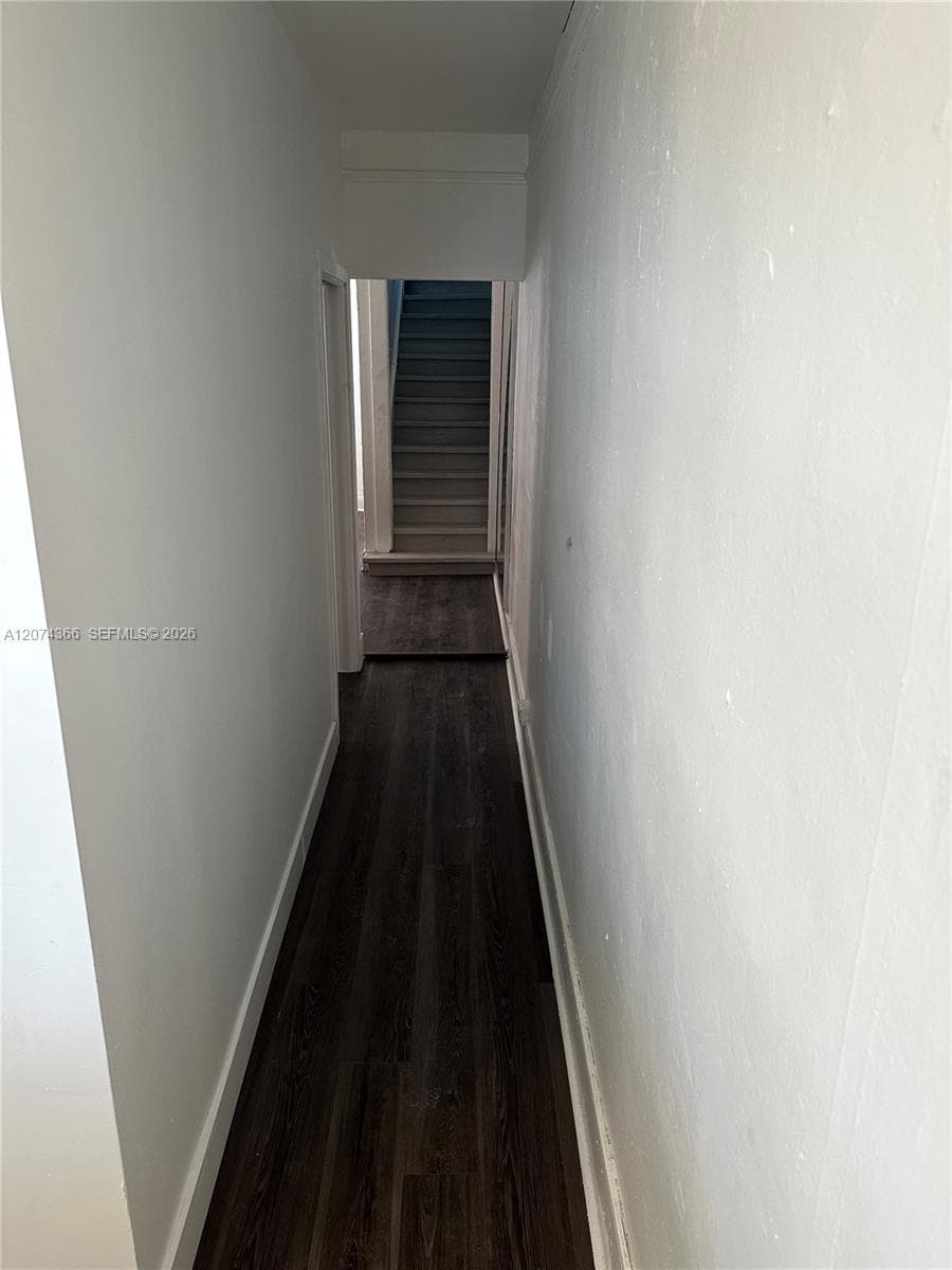 1545 NW 1st St # 1537, Miami, FL 33125 — zdjęcie 5