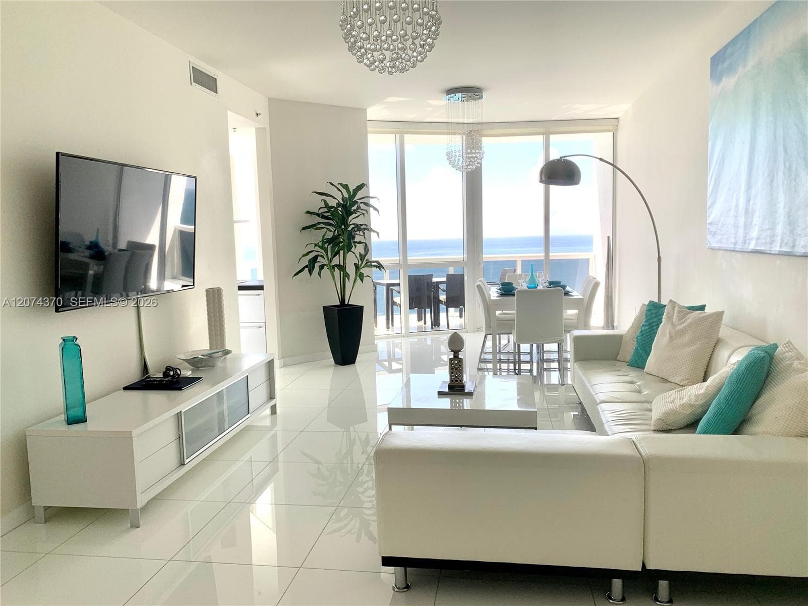18201 Collins Ave # 4409, Sunny Isles Beach, FL 33160 — zdjęcie 4