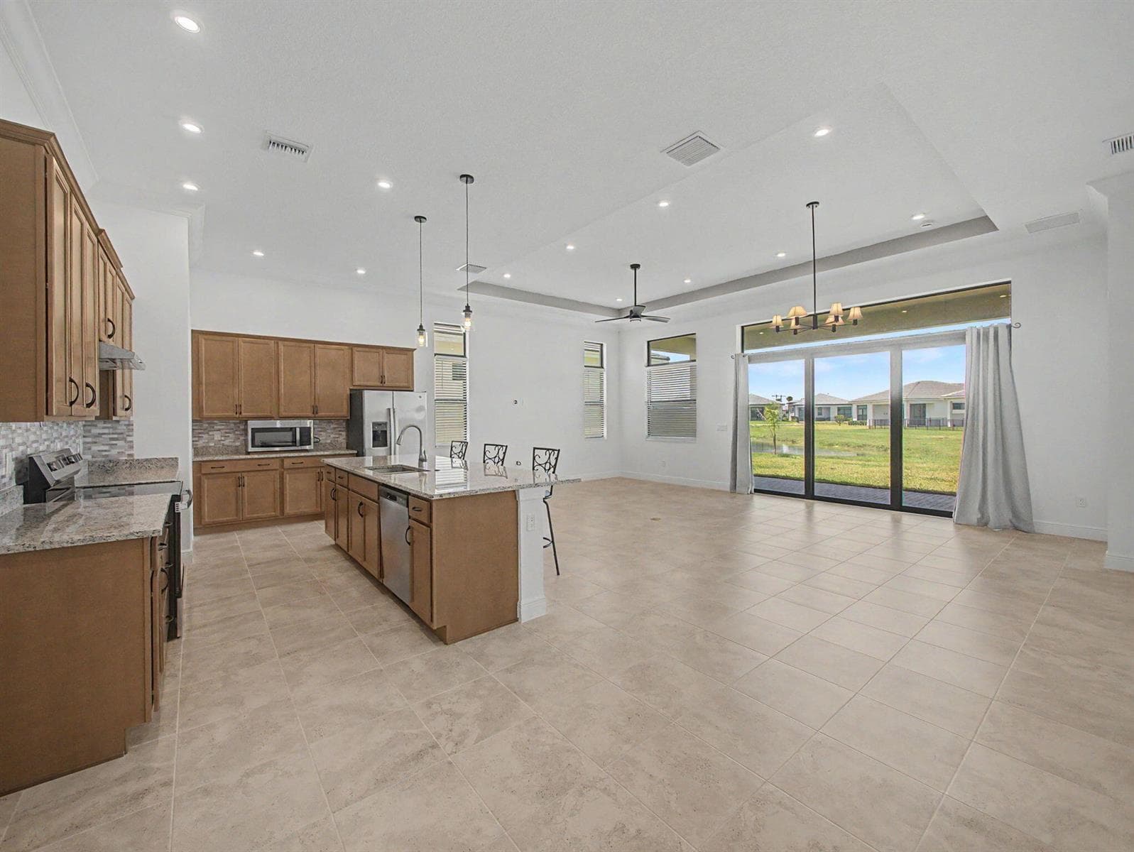 8623 SW CANTANTE Way, Port St. Lucie, FL 34987 — zdjęcie 2