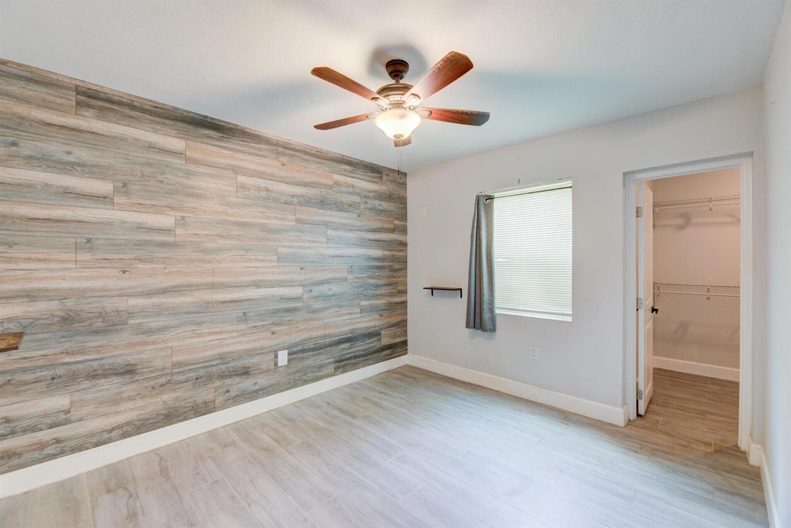 2633 NE 16TH Avenue, Pompano Beach, FL 33064 — zdjęcie 3