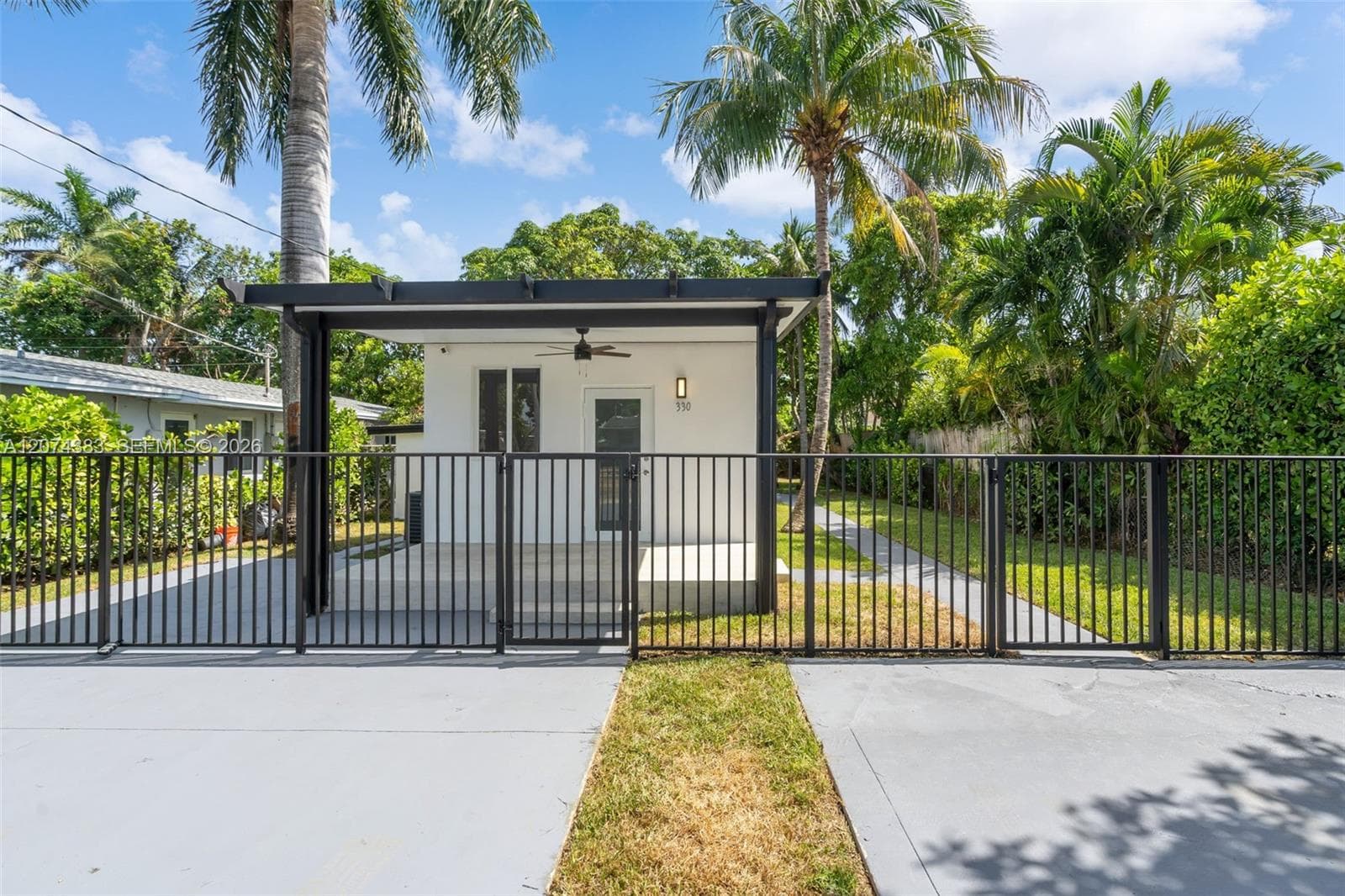 330 NW 82nd Ter, Miami, FL 33150 — zdjęcie 2